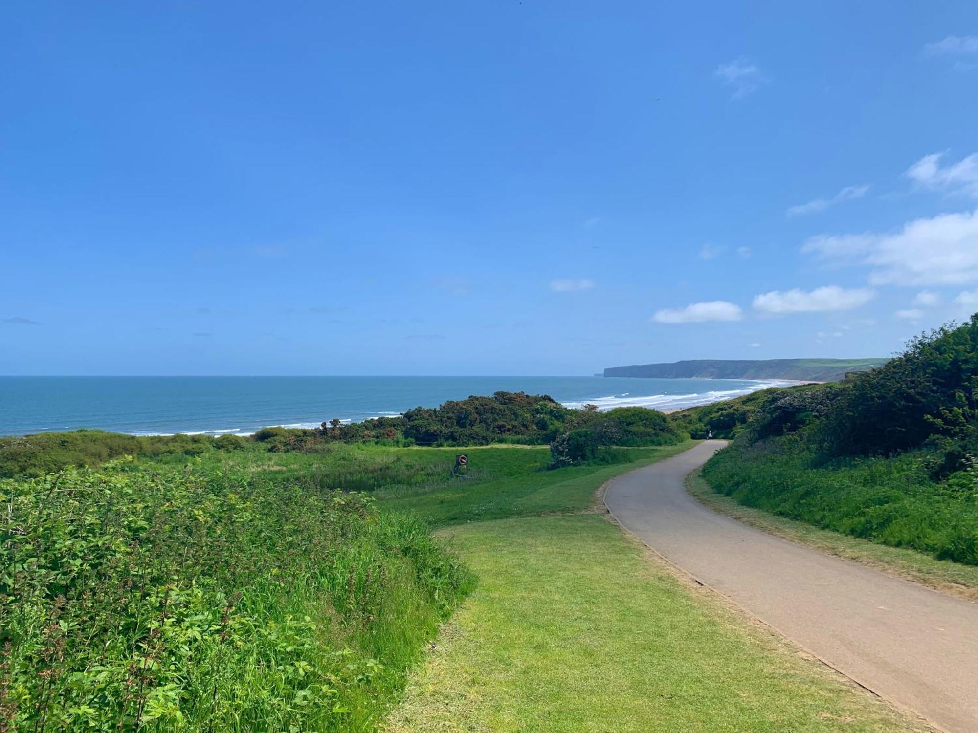 The Lake House At The Bay Filey, Sleeps 4, 1 Dog Welcome For Free Too Kültér fotó